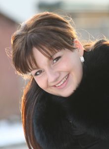 17-02-2010 SHOWBIZZ; SIENEKE PEETERS GAAT NAAR REGINA COELI OM ENGELS TE LEREN. Waarschijnlijk gaat Sieneke binnenkort naar de nonnen toe in Vught om haar engels op een hoger niveau te krijgen. Altijd makkelijk voor straks in Oslo om goed te kunnen communiseren met andere artiesten. In 2007 bracht Sieneke een cd uit met zes covers van hit nummers uit de jaren 1980. Vanaf 11 februari ligt de single SHA-LA-LIE in de winkel en is deze week binnen gekomen op nr. 13 van de top 100. 
foto: Albert den Iseger.
