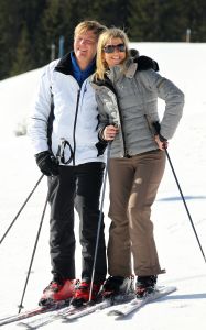 23-02-2011 KONINKLIJK HUIS: KONINKLIJKE FAMILIE OP WINTERSPORT IN LECH.Prins Willem-Alexander, Prinses Maxima,   Prinsessen Amalia, Alexia en Ariana. Koningin Beatrix, Prins Constantijn, Prinses Laurentien, Gravin  Eloise, Claus-Casimir en Leonore,Prinses Mabel en Prins Friso met hun kinderen Luana en Zaria poseerden weer voor de media in het Oostenrijkse Lech.
foto: Albert den Iseger.