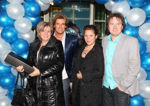 15-02-2011 SHOWBIZZ; JAAP BUIJS WORDT 65 JAAR EN DAAROM EEN FEESTJE. Het was een verrassingsfeestje voor Jaap Buijs georganisserd door zijn zoon en dochter. Hotel Spaander aan de Dijk was omgetoverd in een zeer sfeervol paleisje voor de jarige loco burgemeester van Volendam.
foto: Albert den Iseger