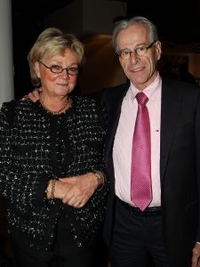 12-02-2011 SHOWBIZZ; FAMILIEBEDRIJVEN IN BEELD BIJ OMROEP MAXX. Omroep MAXX komt vanaf 15 Februarie op Ned 2 met het programma DE OUDSTE FAMILIEBEDRIJVEN VAN NEDERLAND. Vele oude familie s  worden prive gevolgt door camera en geluid. Er komen 9 oude Nederlandse familie s in beeld.oa. Van Bommel, Joustra Sonnenberg en Van Zuylen van Nijevelt.
foto: Albert den Iseger
