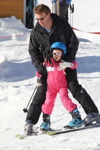 23-02-2011 KONINKLIJK HUIS: KONINKLIJKE FAMILIE OP WINTERSPORT IN LECH.Prins Willem-Alexander, Prinses Maxima,   Prinsessen Amalia, Alexia en Ariana. Koningin Beatrix, Prins Constantijn, Prinses Laurentien, Gravin  Eloise, Claus-Casimir en Leonore,Prinses Mabel en Prins Friso met hun kinderen Luana en Zaria poseerden weer voor de media in het Oostenrijkse Lech.
foto: Albert den Iseger.