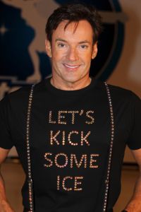 2-2-2011 SHOBIZZ; STERREN SCHITTEREN OP HET IJS. Tien bekende Nederlanders zullen wekelijks samen met hun vaste ice partner een kur schaatsen. Een deskundige jury beoordeelt de prestatie en samen met het publiek welk koppel er wekelijks afvalt. Nance en Gerard Joling presenteren Sterren Dansen op het Ijs.
foto: Albert den Iseger.
