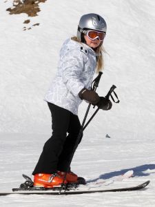 23-02-2011 KONINKLIJK HUIS: KONINKLIJKE FAMILIE OP WINTERSPORT IN LECH.Prins Willem-Alexander, Prinses Maxima,   Prinsessen Amalia, Alexia en Ariana. Koningin Beatrix, Prins Constantijn, Prinses Laurentien, Gravin  Eloise, Claus-Casimir en Leonore,Prinses Mabel en Prins Friso met hun kinderen Luana en Zaria poseerden weer voor de media in het Oostenrijkse Lech.
foto: Albert den Iseger.