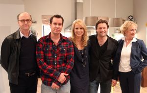 15-02-2011 SHOWBIZZ; LINDA DE MOL EN JEROEN VAN KONINGSBRUGGE SAMEN IN TV SERIE.
Nieuwe Nederlandse comedy IEDEREEN IS GEK OP JACK straks op RTL 4 TE ZIEN.Vanaf 26 Februari zendt RTL 4 dertien afleveringen uit van de komische serie.
foto: Albert den Iseger.