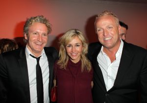 02-02-2012 SHOWBIZZ; L.A. THE VOICES PREMIERE EMOTIONEEL EN GROOT SUCCES. Het was een premiere waar Gordon lang van had gedroomd. Met zijn Voices en zijn grote liefde Raoul had Gordon de avond van zijn leven.Vele vrienden waren naar Utrecht gekomen om het feestje mee te beleven. Het werd echter geen feestje maar een groot feest vol met mooie muziek_emotie en liefde.
foto: Albert den Iseger