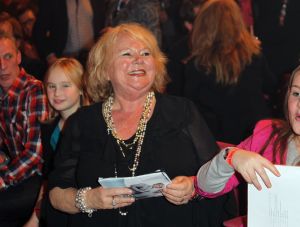 02-02-2012 SHOWBIZZ; L.A. THE VOICES PREMIERE EMOTIONEEL EN GROOT SUCCES. Het was een premiere waar Gordon lang van had gedroomd. Met zijn Voices en zijn grote liefde Raoul had Gordon de avond van zijn leven.Vele vrienden waren naar Utrecht gekomen om het feestje mee te beleven. Het werd echter geen feestje maar een groot feest vol met mooie muziek_emotie en liefde.
foto: Albert den Iseger