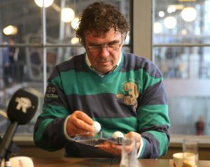 20-02-2014 SHOWBIZZ; WILLEM VAN HANEGEM IS JARIG_ 70 JAAR EN HIJ VIERT HET MET VRIENDEN.
foto: Albert den Iseger