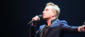 23-02-2015 SHOWBIZZ; PHILIPPE ELAN-RENEE VAN WEGBERG-JOB BOVELANDER IN VIVA LA FRANCE. Een charmate avond vol herkenning met repertoire uit vele decennia. Een ware Tour de France. foto- Albert den Iseger