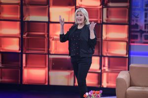 11-02-2017 SHOWBIZZ; FRANS BAUER IN BED MET IRENE MOORS.Voor de laatste aflevering van het TV programma IN BED MET IRENE was Frans Bauer uitgenodigd. Een en al gezelligheid en lol en meer dan 100.000 extra kijkers voor dit mooie programma.
Hopelijk komt het volgend jaar weer terug op de TV.
foto: Albert den Iseger