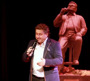 19-02-2017 SHOWBIZZ; DICK VAN DER GELD HAALT 3375.00 EURIIES OP OM RACHEL HAZES TE BETALEN.
foto: Albert den Iseger