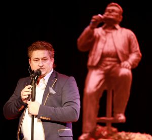 19-02-2017 SHOWBIZZ; DICK VAN DER GELD HAALT 3375.00 EURIIES OP OM RACHEL HAZES TE BETALEN.
foto: Albert den Iseger