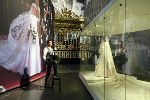 31-01-2022 SHOWBIZZ; CAREL KRAAYENHOF WAS DE TRANENTREKKER 20 JAAR GELEDEN BIJ HUWELIJK WILLEM ALEXANDER EN MAXIMA. Twintig jaar na het sprookjes huwelijk van Willem Alexander en Maxima kijkt Carel terug naar het moment dat hij een BNers werd. Het was een echt sprookje daar in de Nieuwe Kerk te Amsterdam. Mijn Bandoneon heeft nooit meer zo mooi geklonken als op die dag, aldus Carel.
foto: Albert den Iseger