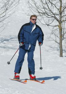 22-02-2003 KONINKLIJKHUIS: BEATRIX MAXIMA EN ALEX HEERLIJK OP SKIVAKANTIE IN LECH. Het Oostenrijkse Lech was weer de lokatie waar de leden van het Koningshuis van Nederland hun ski vakantie aan het vieren zijn. Nu waren er Alex en Maxima en Beatrix ze verbleven in het Hotel de Post.
Foto: Albert den Iseger.