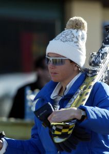 22-02-2003 KONINKLIJKHUIS: BEATRIX MAXIMA EN ALEX HEERLIJK OP SKIVAKANTIE IN LECH. Het Oostenrijkse Lech was weer de lokatie waar de leden van het Koningshuis van Nederland hun ski vakantie aan het vieren zijn. Nu waren er Alex en Maxima en Beatrix ze verbleven in het Hotel de Post.
Foto: Albert den Iseger.