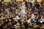 23-01-2006 SHOWBIZZ: TROS MUZIEKFEEST OP HET IJS IN HET THIALF TE HEERENVEEN.De grootste familie van Nederland wist alle grote namen weer naar Heerenveen te krijgen voor een spetterend optreden. Andre Rieu- Charlene- Djumbo,-Jannes-Jan Smit-Imca Marina-Top Stars-Marianne Weber-Wolter Kroes-BZN-Frans Bauer-Belle Perez-Koos Alberts en George Baker waren met schaatsen aanwezig voor een pracht avondje Tros muziek. 
foto: Albert den Iseger.