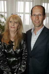 12-01-2006 SHOWBIZZ: PERS PRESENTATIE VAN HOTEL BIG BROTHER TE AALSMEER.Ze waren er allemaal Frank Awick,Viola Holt,Bart Spring in t Veld,Monique Sluyter,Bonnie St.Clair, Gert Timmerman.Kelly van der Veer en Caroline Tensen die het presenteert.
Foto: Albert den Iseger