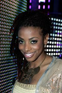 21-01-2006 SHOWBIZZ; VOOR CHRISTON IS IDOLS 2006 VOORBIJ. Christon kreeg vanavond de minste stemmen en kon zijn koffers pakken.Vanavond kregen niet drie maar vier idols een plaatsje op de  gevreesde krukken.Christon-Ellen-Aaron en Marescha. Nog acht idols zijn in de race namelijk Floortje-Aaron-Angelique-Raffaela-Harm-Marescha-Ellen en Serge. Opmerkelijk is de niet geslaagde combinatie van Martijn Krabbe en Chantal Janzen, er is totaal geen chemie tussen beide en een lachje is een zeldzaamheid in de live uitzending die elke zaterdag avond door meer dan 1.5 miljoen mensen word bekeken.
foto; Albert den Iseger.