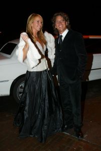 23-10-2004 SHOWBIZZ; GALA PREMIERE VAN DE  FILM  ELLIS IN GLAMOURLAND. Met Linda de Mol Joan Collins en Chris Tates, regie door Pieter Kramer,die bekend werd door de serie Ja Zuster Nee Zuster.
foto: Albert den Iseger.