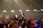 23-01-2006 SHOWBIZZ: TROS MUZIEKFEEST OP HET IJS IN HET THIALF TE HEERENVEEN.De grootste familie van Nederland wist alle grote namen weer naar Heerenveen te krijgen voor een spetterend optreden. Andre Rieu- Charlene- Djumbo,-Jannes-Jan Smit-Imca Marina-Top Stars-Marianne Weber-Wolter Kroes-BZN-Frans Bauer-Belle Perez-Koos Alberts en George Baker waren met schaatsen aanwezig voor een pracht avondje Tros muziek. 
foto: Albert den Iseger.