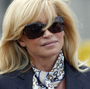 02-01-2008 SHOWBIZZ; CONNIE BREUKHOVEN IN PRIVE NR 1 VAN HET NIEUWE JAAR. Een verhaal hoe zij moeder werd en door wie. Een verhaal dat de Nederlandse Showbizz weer wakker zal doen schudden. Een verhaal dat nog nooit verteld is en dat ook voor haar kinderen groot nieuws zal zijn oa. voor CONSTANZA die een tweelingzusje schijnt te hebben. Lees het deze week in uw Prive die het nieuwe jaar begint met wel weer een hele grote scoop.
foto: Albert den Iseger.