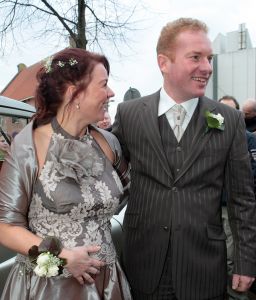 26-01-2008 SHOWBIZZ; DIRK- JAN EN PETRA TROUWEN IN NIJKERK, YVON JASPERS GROTE AFWEZIGE. Weer een boer uit de serie Boer zoekt vrouw die gaat trouwen met zijn grote liefde. Grote afwezige was echter de koppelaarster Yvon Jaspers.
foto: Albert den Iseger.
