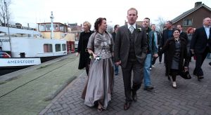 26-01-2008 SHOWBIZZ; DIRK- JAN EN PETRA TROUWEN IN NIJKERK, YVON JASPERS GROTE AFWEZIGE. Weer een boer uit de serie Boer zoekt vrouw die gaat trouwen met zijn grote liefde. Grote afwezige was echter de koppelaarster Yvon Jaspers.
foto: Albert den Iseger.