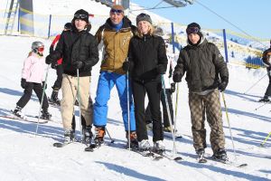 07-01-2009 SHOWBIZZ; CAROLINE TENSEN EN PARTNER PETER GALLAS IN SERFAUS. Tijdens hun wintersport vakantie in het prachtige Serfaus vertelde Caroline dat hun relatie super is en dat een huwelijk niet uitgesloten is.Het hele verhaal deze week in weekblad Prive.
foto: Albert den Iseger.