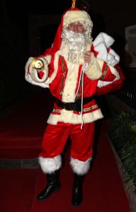 21-12-2008 SHOWBIZZ; HOUSEWARMING PARTY BIJ JAN SMIT EN YOLANTHE VAN CABAU VAN KASBERGEN. Op de uitnodiging stond: Kom als Prins of Prinses. Iedereen die kwam hield zich aan de dresscode.
foto: Albert den Iseger