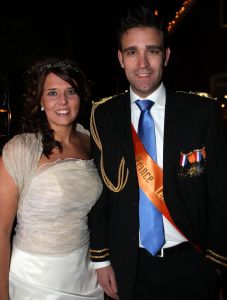 21-12-2008 SHOWBIZZ; HOUSEWARMING PARTY BIJ JAN SMIT EN YOLANTHE VAN CABAU VAN KASBERGEN. Op de uitnodiging stond: Kom als Prins of Prinses. Iedereen die kwam hield zich aan de dresscode.
foto: Albert den Iseger