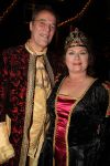 21-12-2008 SHOWBIZZ; HOUSEWARMING PARTY BIJ JAN SMIT EN YOLANTHE VAN CABAU VAN KASBERGEN. Op de uitnodiging stond: Kom als Prins of Prinses. Iedereen die kwam hield zich aan de dresscode.
foto: Albert den Iseger