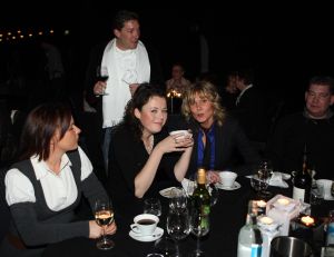 19-01-2009 SHOWBIZZ; WILLEKE ALBERTI HAALT 170.000 EURIES OP VOOR HAAR FOUNDATION.In samenwerking met Frank Wentink productions haal de Willeke een mooi bedrag op voor haar Willeke Alberti Foundation. Zij steunt hiermee projecten in geestelijk en lichamelijke gezondheid.
foto: Albert den Iseger