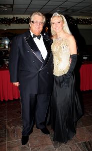 18-12-2008 SHOWBIZZ; SOCIETY PARTY IN HOTEL ZUIDERDUIN TE EGMOND AAN ZEE. Vele bekenden waren naar Egmond aan Zee gekomen om met elkaar een kerstborrel te drinken en te genieten van een heerlijke society lunch.
foto: Albert den Iseger