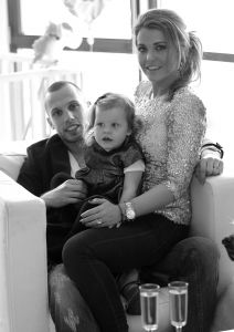 14-01-2011 SHOWBIZZ ; JOHN  EN CHARLOTTE-SOPHIE HEITINGA VERWACHTEN HUN 2DE KIND. Charlotte_Sophie Heitinga verwacht in Juli haar tweede kind. Het paar hoopt dat de bevalling zal gaan plaats vinden in Madrid. Jezebel kan bijna niet wachten tot haar broertje of zusje geboren is. En luistert elke dag naar de buik van mama. Het prachtige exclusieve interview van Edwin Bredius staat deze week in de extra dikke Prive.
foto: Albert den Iseger