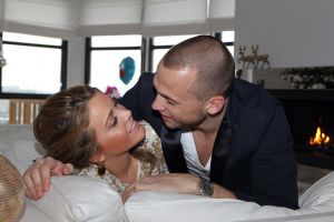 14-01-2011 SHOWBIZZ ; JOHN  EN CHARLOTTE-SOPHIE HEITINGA VERWACHTEN HUN 2DE KIND. Charlotte_Sophie Heitinga verwacht in Juli haar tweede kind. Het paar hoopt dat de bevalling zal gaan plaats vinden in Madrid. Jezebel kan bijna niet wachten tot haar broertje of zusje geboren is. En luistert elke dag naar de buik van mama. Het prachtige exclusieve interview van Edwin Bredius staat deze week in de extra dikke Prive.
foto: Albert den Iseger