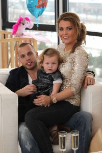 14-01-2011 SHOWBIZZ ; JOHN  EN CHARLOTTE-SOPHIE HEITINGA VERWACHTEN HUN 2DE KIND. Charlotte_Sophie Heitinga verwacht in Juli haar tweede kind. Het paar hoopt dat de bevalling zal gaan plaats vinden in Madrid. Jezebel kan bijna niet wachten tot haar broertje of zusje geboren is. En luistert elke dag naar de buik van mama. Het prachtige exclusieve interview van Edwin Bredius staat deze week in de extra dikke Prive.
foto: Albert den Iseger