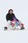 6-01-2011 SHOWBIZZ; DE MEEST VRIENDELIJKE TUINMAN VAN NEDERLAND MET A.S.  VROUW EN KINDEREN OP WINTERSPORT. Het ultieme gezinsgeluk in de Oostenrijkse sneeuw was dit jaar voor Lodewijk Hoekstra en zijn aanstaande vrouw Kristel. Het paar heeft plannen om in het voorjaar van dit nieuwe jaar te gaan trouwen in Spanje. Wij namen met paar mee naar Seefeld in het prachtige Alpenmedhotel Lamm. Lodewijk en Kristel genoten samen met hun kinderen Diese en Mels van het prachtige winterse landschap en natuurlijk van de eerste skilessen. De hele reportage vind u terug in Prive nr.51.
Foto: Albert den Iseger.