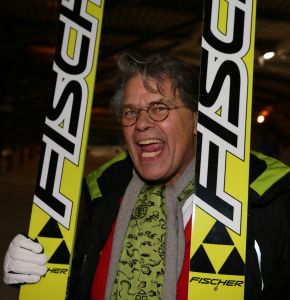18-01-2013 SHOWBIZZ; STERREN SPRINGEN VAN DE 70 METER SCHANS. De Vliegende Hollanders gaan straks echt proberen om van een zeventig meter hoge schans te springen. Gerard Joling en Tess Milne presenteren het sensationele Vliegende Hollanders programma dat SBS6 vanaf Februari zal gaan uitzenden. De mee werkende BN-ers zijn, Lange Frans en rapper Keizer-Sita Vermeulen- en Shary An Nivillac-Emile Ratelband en Mari van der Ven-Dean Saunders en Bibi Breijman-Koert Jan de Bruijn en Geert Hoes, Jody Bernal en Chimene Oosterhout, John de Wolf en Ingrid Jansen, Robert Schumacher en Kelly van der Veer.
foto: Albert den Iseger.
