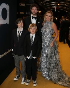 28-01-2013 SHOWBIZZ; VERLIEFD OP IBIZA, NIEUWE FILM VAN JOHAN NEIJENHUIS. Gisteravond ging Verliefd op Ibiza officieel in premiere in Pathe Tuschinski Amsterdam. De volledige cast en crew en tout Bekend Nederland was op de premiere aanwezig. Ook was alle belangrijke pers ter plaatse om de prachtig geklede gasten vast te leggen op de gevoelige plaat of om een interview af te nemen. Alle 3 zalen van het theater waren gevuld met premieregasten, nog nooit eerder had Tuschinski een premiere van een dergelijk formaat.
foto: Albert den Iseger