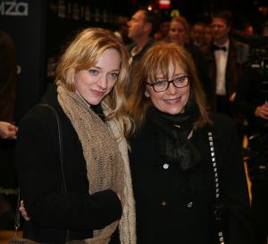 28-01-2013 SHOWBIZZ; VERLIEFD OP IBIZA, NIEUWE FILM VAN JOHAN NEIJENHUIS. Gisteravond ging Verliefd op Ibiza officieel in premiere in Pathe Tuschinski Amsterdam. De volledige cast en crew en tout Bekend Nederland was op de premiere aanwezig. Ook was alle belangrijke pers ter plaatse om de prachtig geklede gasten vast te leggen op de gevoelige plaat of om een interview af te nemen. Alle 3 zalen van het theater waren gevuld met premieregasten, nog nooit eerder had Tuschinski een premiere van een dergelijk formaat.
foto: Albert den Iseger