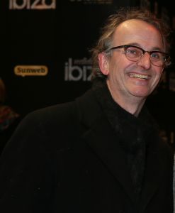 28-01-2013 SHOWBIZZ; VERLIEFD OP IBIZA, NIEUWE FILM VAN JOHAN NEIJENHUIS. Gisteravond ging Verliefd op Ibiza officieel in premiere in Pathe Tuschinski Amsterdam. De volledige cast en crew en tout Bekend Nederland was op de premiere aanwezig. Ook was alle belangrijke pers ter plaatse om de prachtig geklede gasten vast te leggen op de gevoelige plaat of om een interview af te nemen. Alle 3 zalen van het theater waren gevuld met premieregasten, nog nooit eerder had Tuschinski een premiere van een dergelijk formaat.
foto: Albert den Iseger