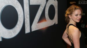 28-01-2013 SHOWBIZZ; VERLIEFD OP IBIZA, NIEUWE FILM VAN JOHAN NEIJENHUIS. Gisteravond ging Verliefd op Ibiza officieel in premiere in Pathe Tuschinski Amsterdam. De volledige cast en crew en tout Bekend Nederland was op de premiere aanwezig. Ook was alle belangrijke pers ter plaatse om de prachtig geklede gasten vast te leggen op de gevoelige plaat of om een interview af te nemen. Alle 3 zalen van het theater waren gevuld met premieregasten, nog nooit eerder had Tuschinski een premiere van een dergelijk formaat.
foto: Albert den Iseger