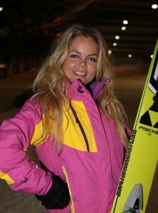 18-01-2013 SHOWBIZZ; STERREN SPRINGEN VAN DE 70 METER SCHANS. De Vliegende Hollanders gaan straks echt proberen om van een zeventig meter hoge schans te springen. Gerard Joling en Tess Milne presenteren het sensationele Vliegende Hollanders  programma dat SBS6 vanaf Februari zal gaan uitzenden. De mee werkende BN-ers zijn, Lange Frans en rapper Keizer-Sita Vermeulen- en Shary An Nivillac-Emile Ratelband en Mari van der Ven-Dean Saunders en Bibi Breijman-Koert Jan de Bruijn en Geert Hoes, Jody Bernal en Chimene Oosterhout, John de Wolf en Ingrid Jansen, Robert Schumacher en Kelly van der Veer.
foto: Albert den Iseger.