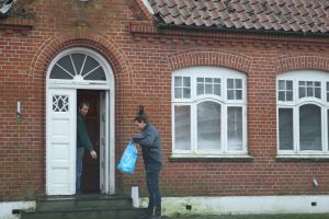 15-01-2014 SHOWBIZZ; BOER JOHAN EN ZIJN BOERENBEDROG IN DENEMARKEN. Deze week een  BOERENBEDROG verhaal in weekblad PRIVE. Wij reden naar Denemarken en beleefde in het plaatsje BJERREMOSE een ware triller. Boer Johan uit BZV had namelijk heel veel te verbergen.
foto: Albert den Iseger