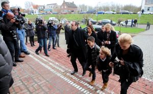 10-01-2015 SHOWBIZZ; BEGRAFENIS VAN CHRIS BAUER TE FIJNAART.
foto: Albert den Iseger