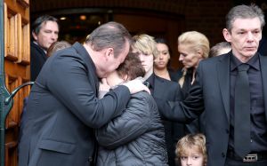 10-01-2015 SHOWBIZZ; BEGRAFENIS VAN CHRIS BAUER TE FIJNAART.
foto: Albert den Iseger