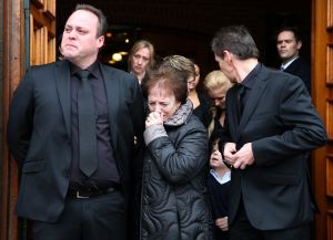 10-01-2015 SHOWBIZZ; BEGRAFENIS VAN CHRIS BAUER TE FIJNAART.
foto: Albert den Iseger