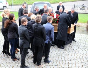 10-01-2015 SHOWBIZZ; BEGRAFENIS VAN CHRIS BAUER TE FIJNAART.
foto: Albert den Iseger