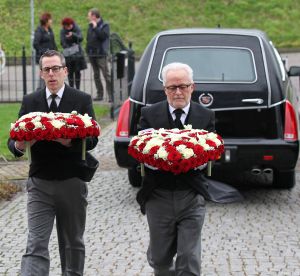 10-01-2015 SHOWBIZZ; BEGRAFENIS VAN CHRIS BAUER TE FIJNAART.
foto: Albert den Iseger