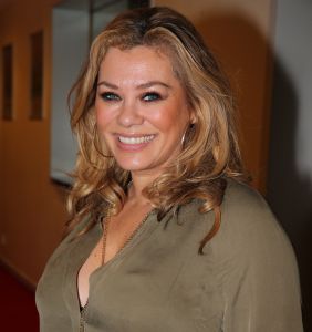 28-01-2015 SHOWBIZZ; PREMIERE VAN DE VERLEIDING VAN EEN MOORDVROUW. Deze REP productie ging in premiere bij de LEIDSE SCHOUWBURG. Vele bekenden waren aanwezig bij deze feestelijke en vrolijke productie van Rick Engelkes.
foto: Albert den Iseger
