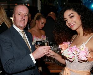 29-01-2017 SHOWBIZZ; HARRY MENS VIERT ZEVENTIGSTE VERJAARDAG.Het was de grote verrassing voor de jarige Harry Mens, een surprise party met muziek veel gasten, vrienden en vooral veel familie.
foto:Albert den Iseger